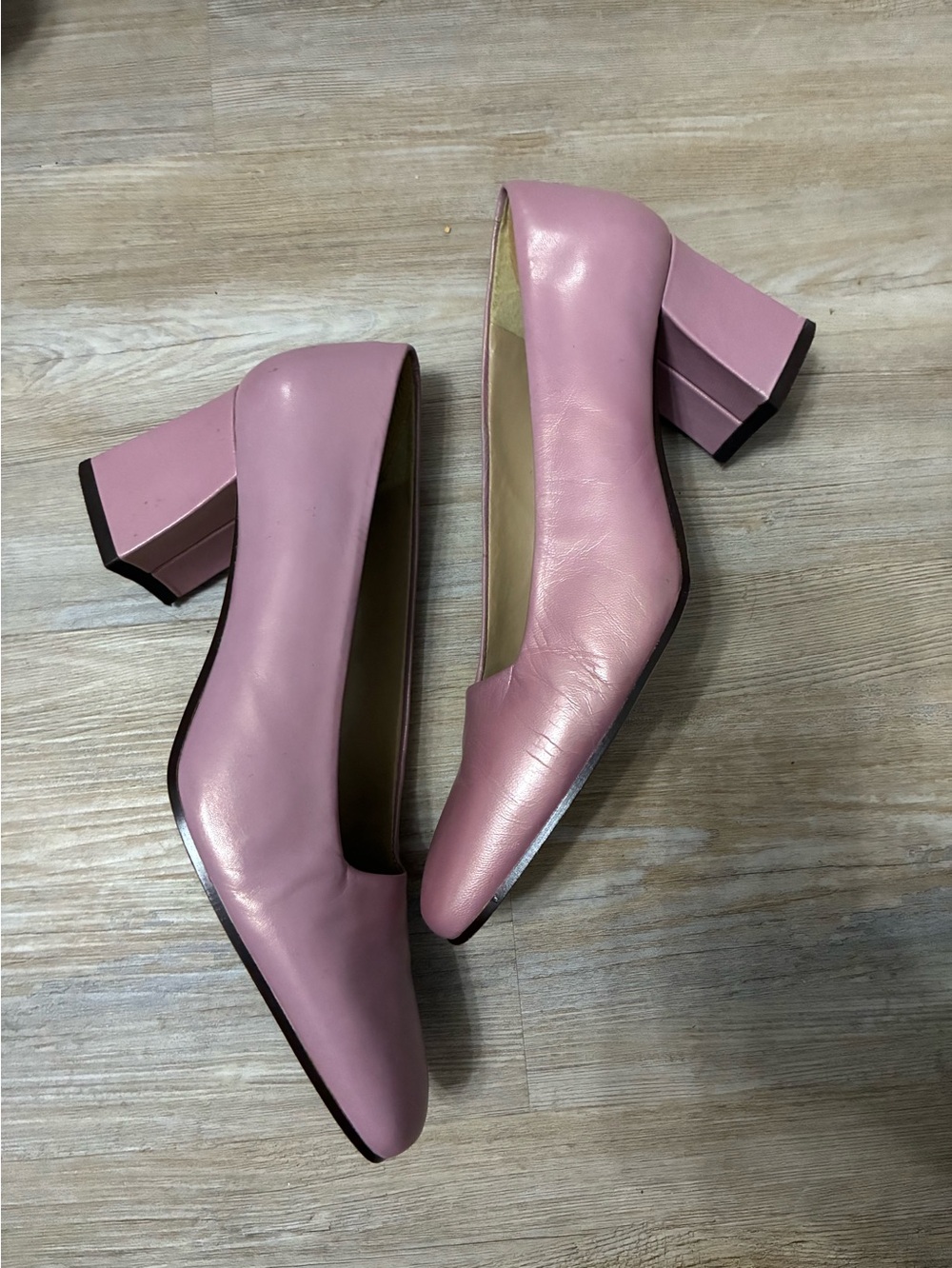 Bandolino pink shimmer ladies shoes
